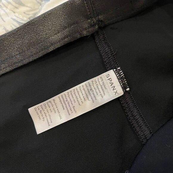 SPANX Faux Leather Flouncy Skirt Black size 2X NWT - Picture 7 of 12